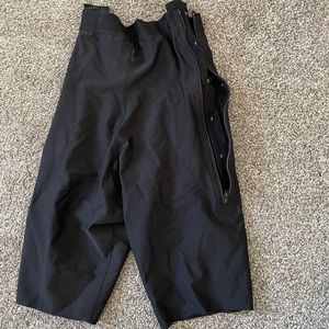 Postpartum compression garment